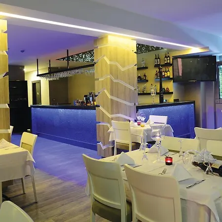 Ozgur Bey (adults Only) Алания