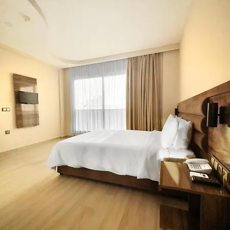 Ozgur Bey (adults Only) Алания